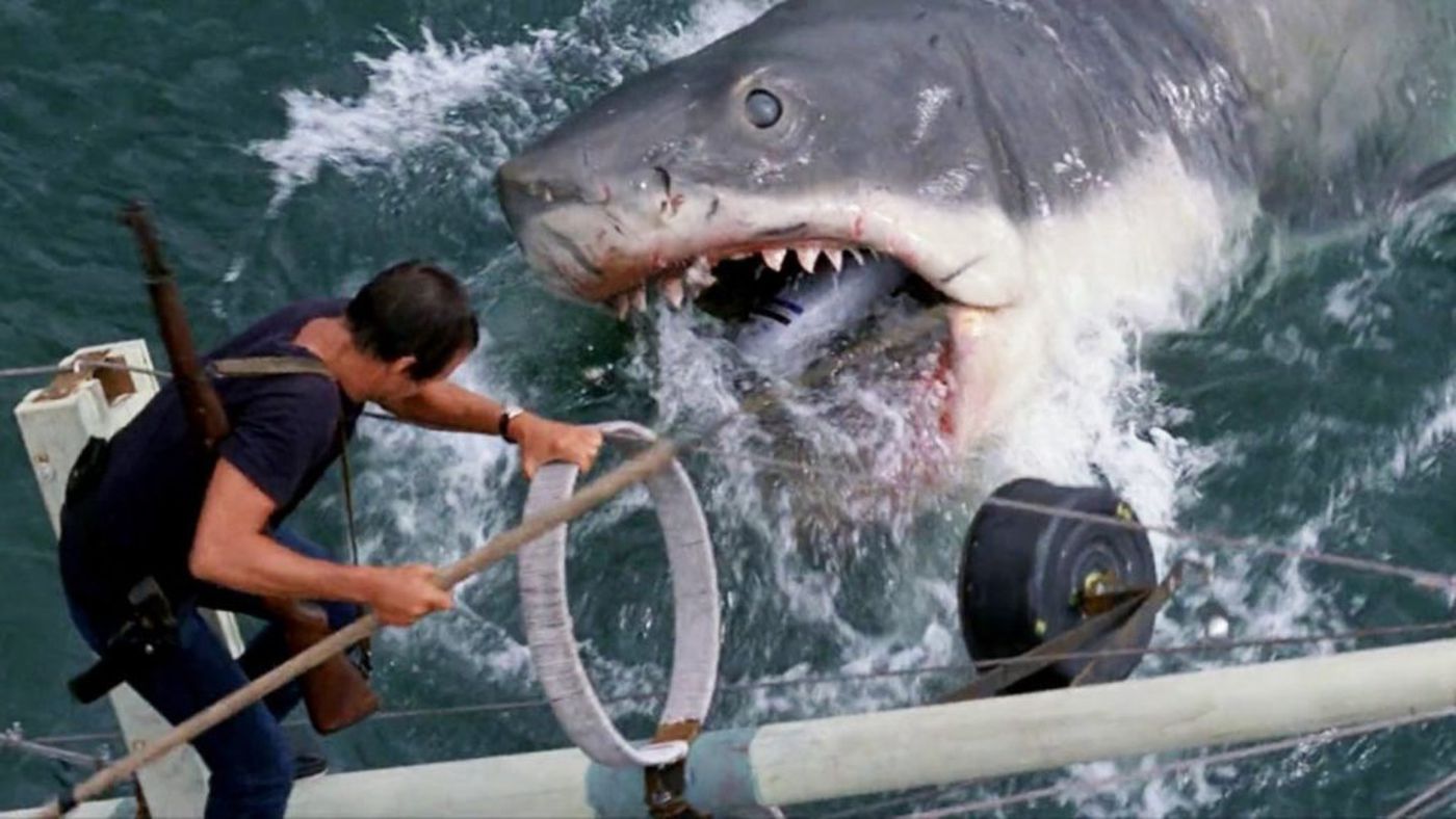 Body vs Jaws on boat